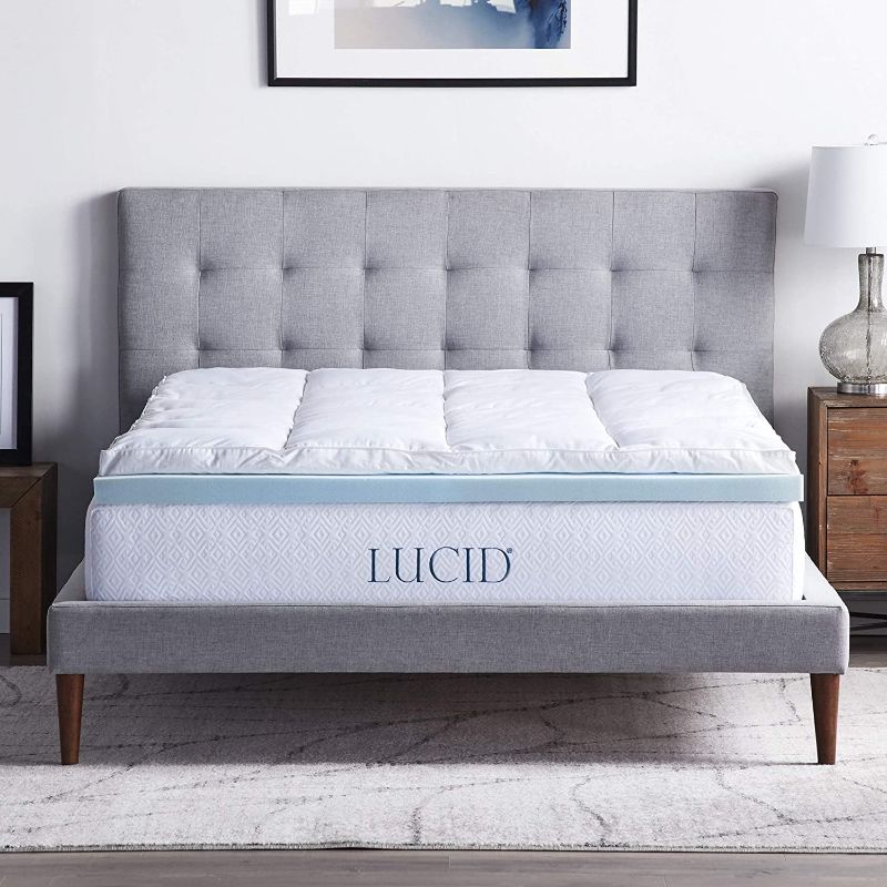 Photo 1 of ***COVER ONLY*** LUCID 4 Inch Down Alternative and Gel Memory Foam Mattress COVER -King , White
