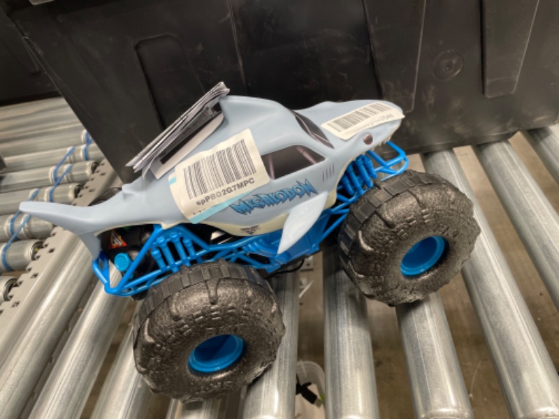 Photo 2 of ***SEE COMMENT*** Monster Jam Official Megalodon Storm All-Terrain Remote Control Monster Truck - 1:15 Scale