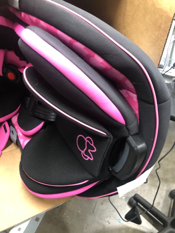 Photo 1 of Disney Safety 1st Grow & Go 3-in-1 Convertible Car Seat - Simply Minnie