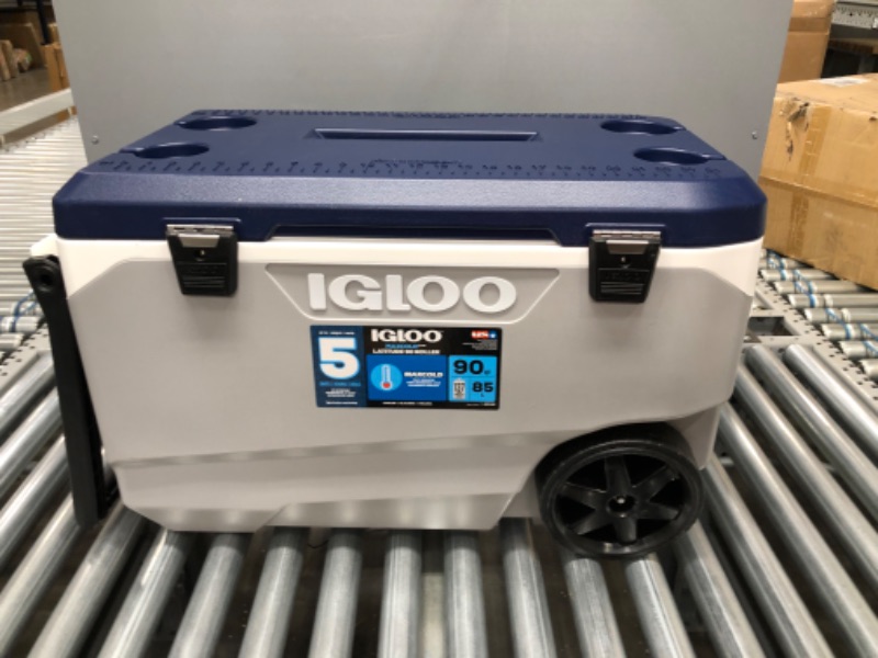 Photo 4 of **READ BELOW** Igloo Maxcold 90 Quart Roller Cooler
