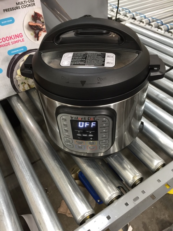 Photo 2 of Instant Pot DUO60 7-in-1 Programmable Pressure Cooker 6-Qt.
