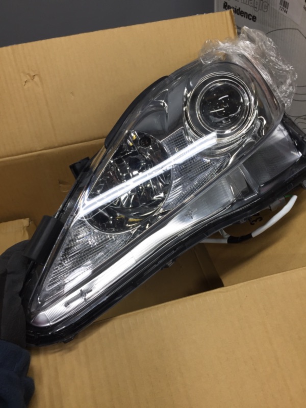 Photo 2 of *SEE last picture for damage*
DEPO 324-1101L-USD7 Headlight Assembly (LEXUS IS250/350 09-10 UNIT HALOGEN DRIVER SIDE)
