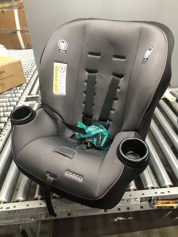 Photo 2 of Cosco Apt 50 Convertible Car Seat (Black Arrows)