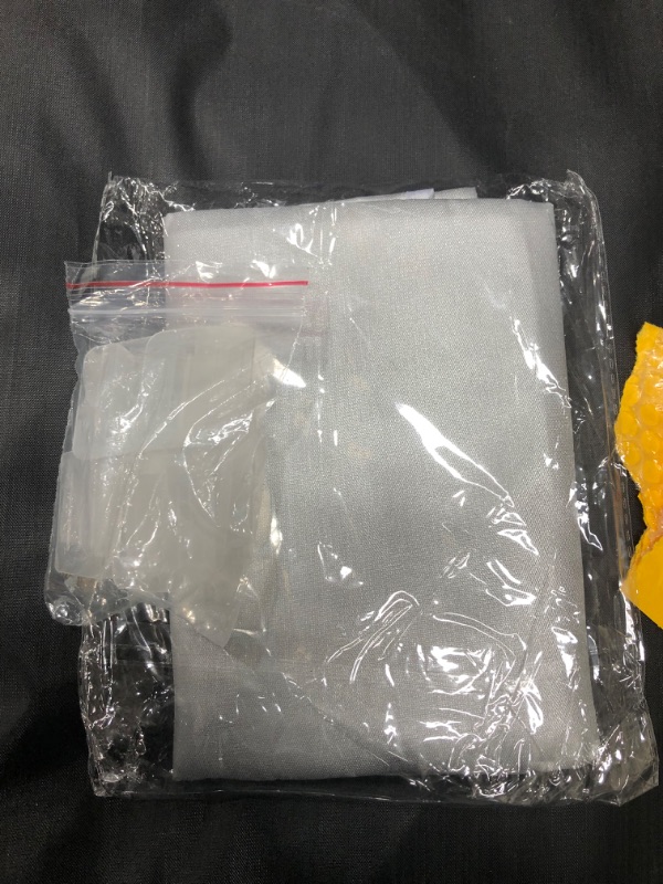 Photo 1 of *USED*
*SEE last picture for damage*
Tesla Model Y Glass Roof Sunshade with UV/Heat Insulation Cover, Gray, Set of 2 for 2020, 2021, 2022 Model Y
