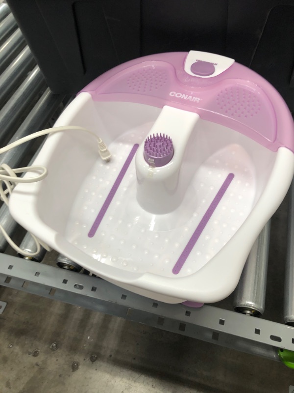 Photo 2 of *USED*
Conair Foot Pedicure Spa with Soothing Vibration Massage
