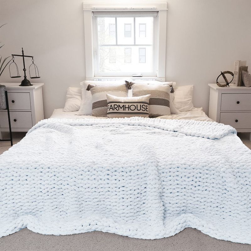 Photo 1 of *slightly dirty from shipping*
Comtest Chunky Knit Blanket Handmade, Cable Knit Blanket for Sofa ?Home Decor, White 80''x80''(King Size)
