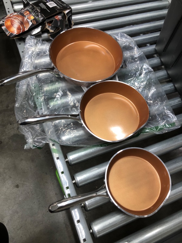 Photo 2 of *USED*
*SEE last picture for damage*
Gotham Steel Hammered Frying Pan Set, 3 Piece Nonstick Copper Fry Pans, 8”, 10” & 12” Nonstick Frying Pans