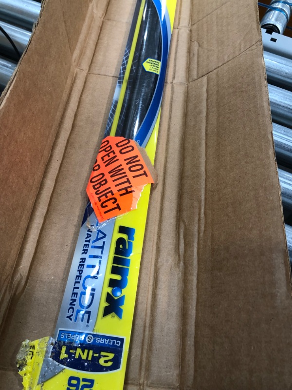 Photo 3 of Rain-X 26" Latitude Water Repellency Wiper Blade