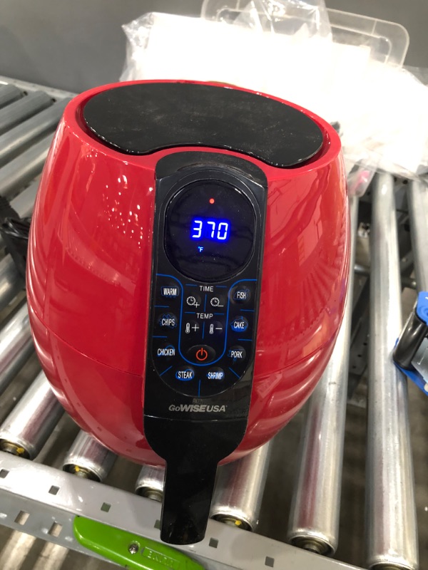 Photo 5 of 3.7 Qt. Red Air Fryer with 8-Cook Presets