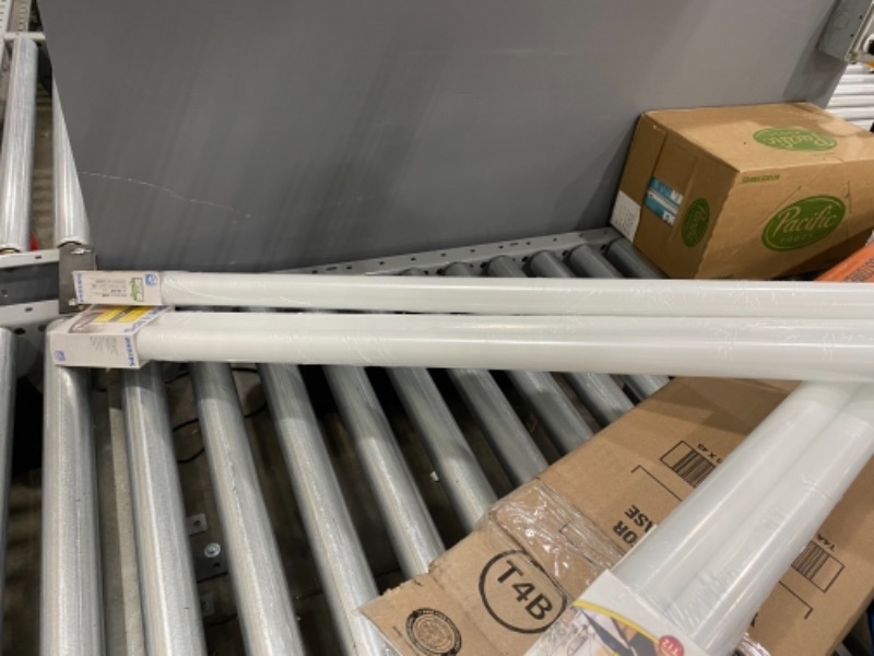 Photo 2 of 40-Watt 4 ft. Linear T12 ALTO Fluorescent Tube Light Bulb Bright White (3000K) (4-Pack)
