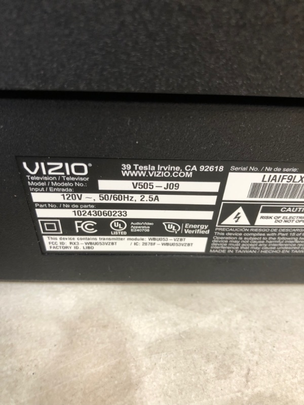 Photo 3 of **DOES NOT POWER ON***VIZIO 50-Inch V-Series 4K UHD LED HDR Smart TV with Apple AirPlay and Chromecast Built-in, Dolby Vision, HDR10+, HDMI 2.1, Auto Game Mode and Low Latency Gaming, V505-J09, 2021 Model
