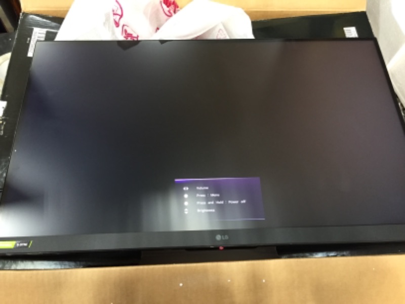 Photo 2 of LG 32GP850-B 32” Ultragear QHD (2560 x 1440) Nano IPS Gaming Monitor w/ 1ms (GtG) Response Time & 165Hz Refresh Rate, NVIDIA G-SYNC Compatible with AMD FreeSync Premium, Tilt/Height/Pivot Adjustable
