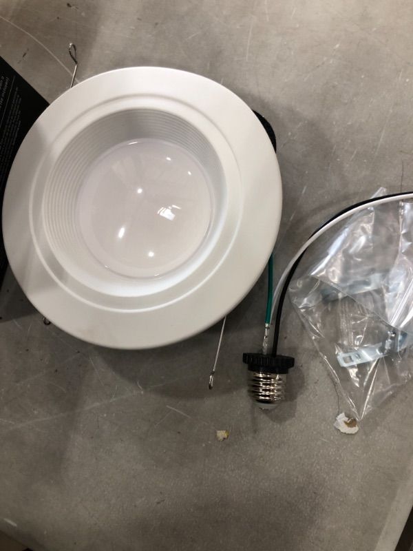 Photo 1 of 3 PACK**Halo RL 5 in. and 6 in. Selectable CCT (2700K-5000K) Integrated LED Recessed Light Trim, (665 Lumens), Title 20 Compliant
