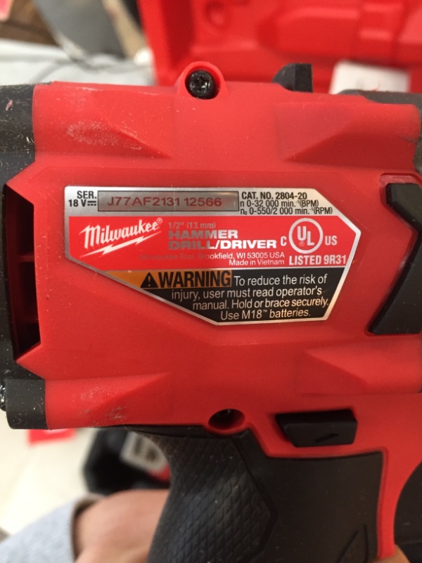 Photo 6 of USED MILWAUKEE 2997-27, 48-11-1852, 48-59-1808 Cordless Combination Kit,7 Tools,18V
