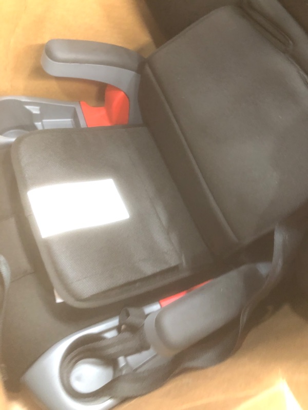 Photo 3 of CYBEX Eternis S with SensorSafe, Convertible Car Seat for Birth Through 120 Pounds, Up to 10 Years of Use, Chest Clip Syncs with Phone for Safety Alerts