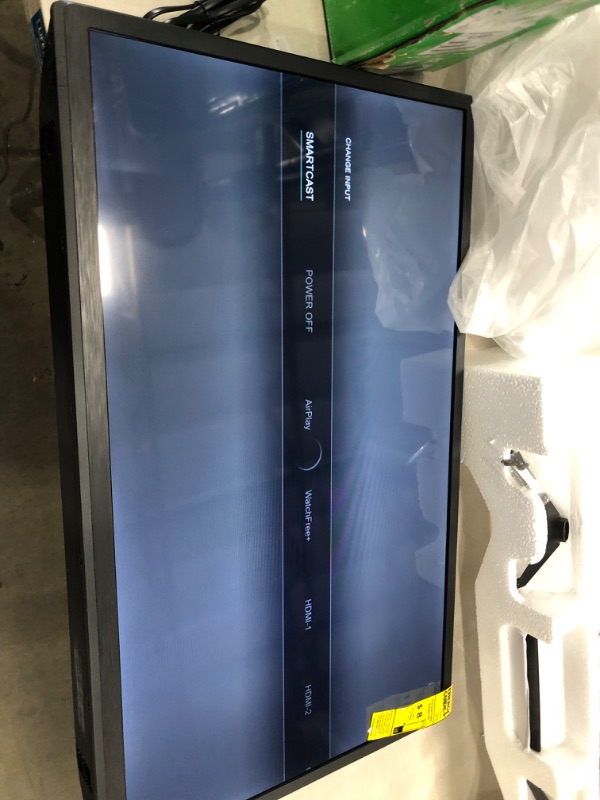 Photo 2 of VIZIO 32-inch D-Series 720p Smart TV with Apple AirPlay and Chromecast Built-in, Screen Mirroring for Second Screens, & 150+ Free Streaming Channels, D32h-J09, 2021 Model