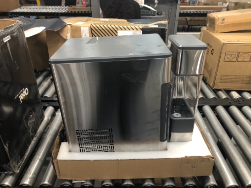 Photo 2 of PARTS ONLY  GE Profile Opal | Countertop Nugget Ice Maker with Side Tank | Portable Ice Machine with Bluetooth Connectivity | Smart Home Kitchen Essentials | Stainless Steel Finish | Up to 24 lbs. of Ice Per Day
TURNS ON BUT DOES NOT MAKE ICE
//TESTED, PO