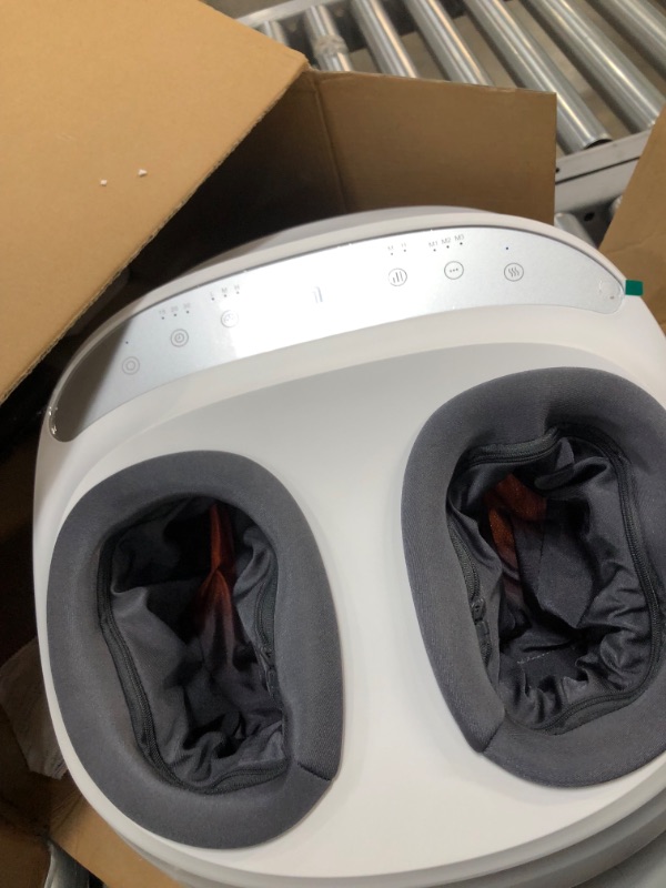 Photo 1 of **USED**
SHARPER IMAGE Shiatsu Foot Massager *New 2021 Version* Rolling Massage with Air Compression, Relax Tired & Sore Toes with Heat Therapy, Adjustable Massage Levels, Fits up to Men’s 12/Women’s 14

