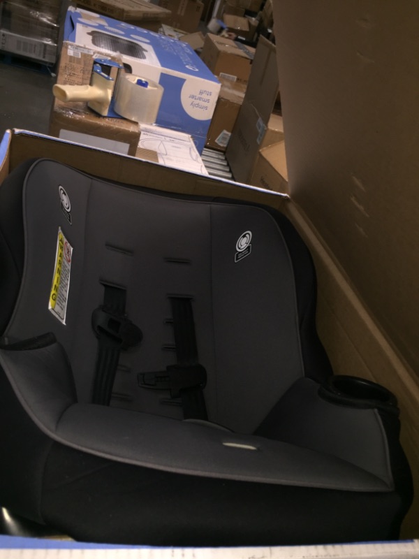 Photo 2 of Cosco Apt 50 Convertible Car Seat (Black Arrows)