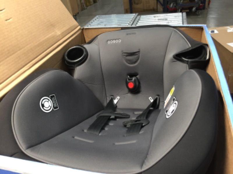 Photo 3 of Cosco Apt 50 Convertible Car Seat (Black Arrows)