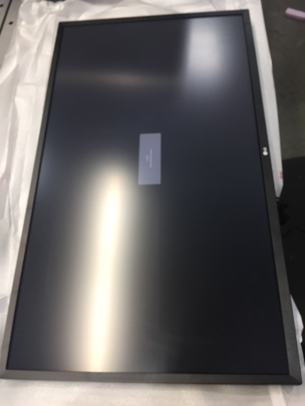 Photo 3 of LG 32UD60-B 4K UHD Monitor with AMD FreeSync, Black
