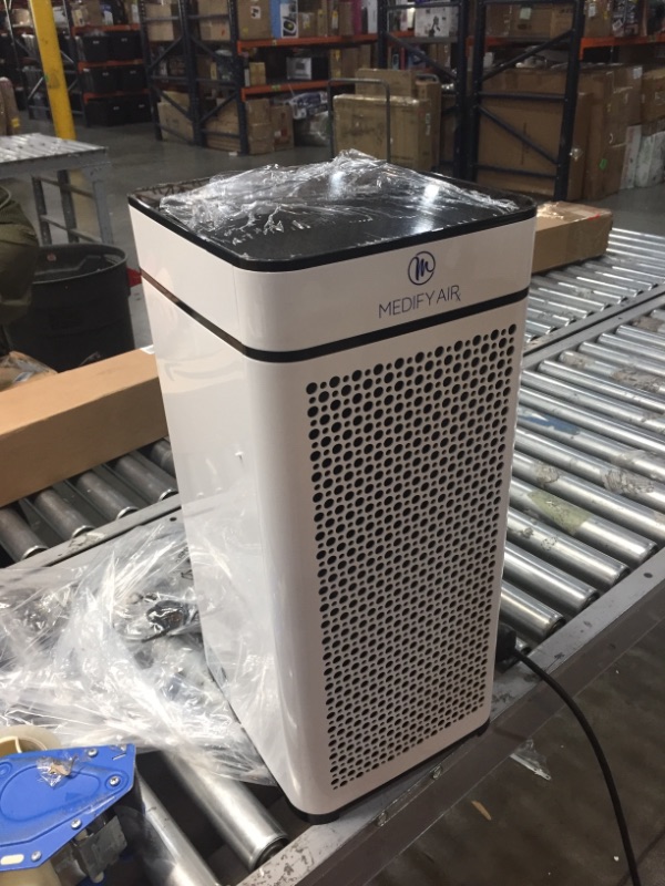 Photo 2 of Medify Air MA-40 Air Purifier with H13 HEPA Filter

//TESTED AND NONFUNCTIONAL, PARTS ONLY 
