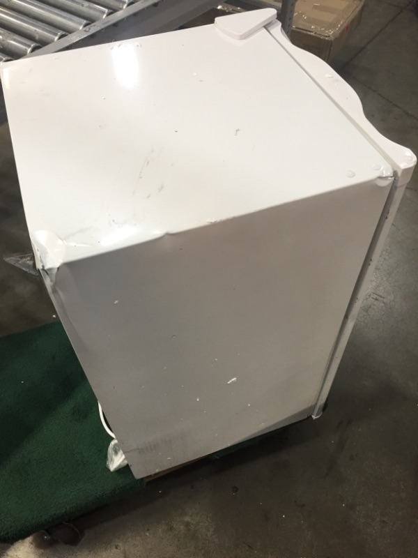 Photo 8 of Commercial Cool 2.6 Cu Ft Refrigerator Freezer, White

//MAJOR COSMETIC DAMAGE AND DENTS 
