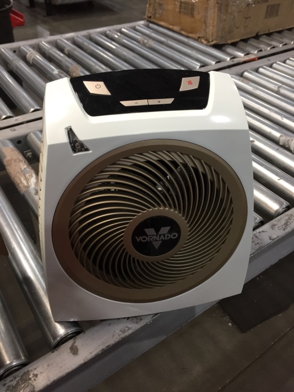 Photo 3 of Vornado Avh10 Whole Room Heater with Auto Climate Control