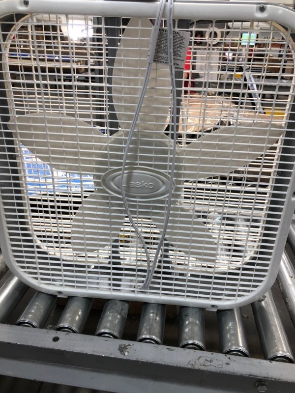 Photo 1 of 20 in. Air Circulating Box Fan with 3 Speeds