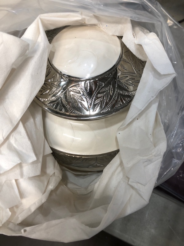 Photo 2 of 
Silver Linings White Adult Large Urn for Human Ashes
Size:Large up to 200lbs
Color:White