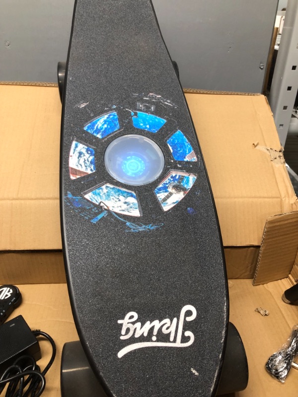 Photo 4 of Electric Skateboard Electric Longboard with Remote Control Electric Skateboard ,450W Hub-Motor,18.6 MPH Top Speed,7.6 Miles Range,3 Speeds Adjustment

