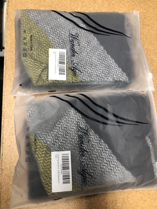 Photo 1 of 2 pc SCARF BUNDLE