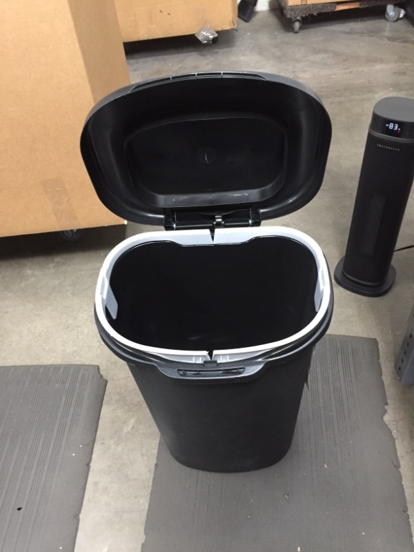 Photo 2 of *READ BELOW**Rubbermaid 13 gal. Black Plastic Touch Top Trash Can