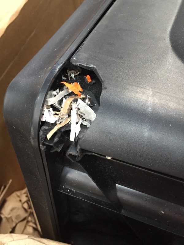 Photo 2 of Amazon Basics 24-Sheet Cross-Cut Paper, CD and Credit Card Home Office Shredder with Pullout Basket
used,,cosmetic damage/scratches, 
