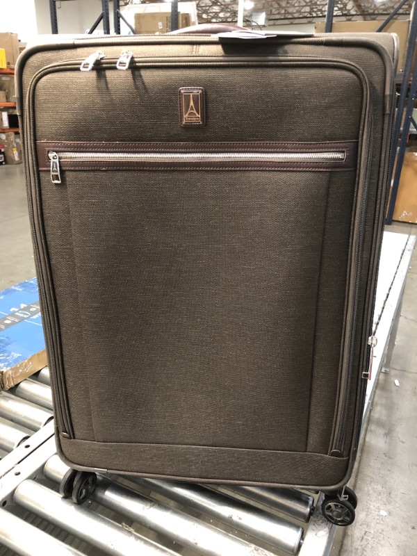 Photo 2 of 29" LARGE Travelpro Platinum Elite Softside Expandable Spinner Wheel Luggage