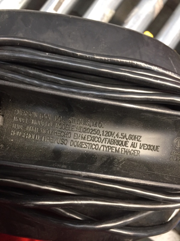 Photo 4 of *USED*
*MISSING hose and nozzles* 
Stinger 2.5 Gal. 1.75-Peak HP Compact Wet/Dry Shop Vacuum with Filter Bag, Hose and Accessories