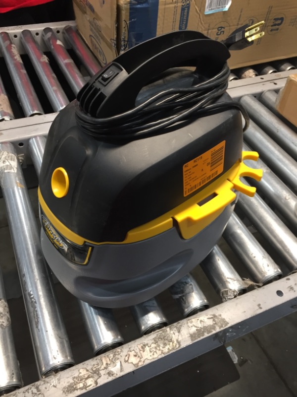 Photo 2 of *USED*
*MISSING hose and nozzles* 
Stinger 2.5 Gal. 1.75-Peak HP Compact Wet/Dry Shop Vacuum with Filter Bag, Hose and Accessories