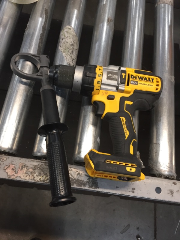 Photo 2 of *USED*
DEWALT 20-Volt MAX Brushless Cordless 1/2 in. Hammer Drill/Driver with FLEXVOLT ADVANTAGE (Tool Only)