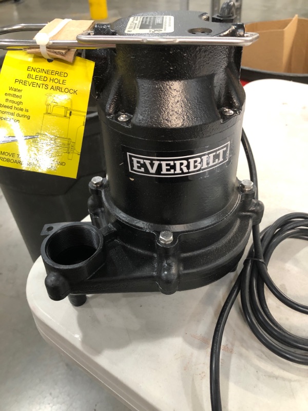 Photo 2 of Everbilt
1/2 HP Cast Iron Sump Pump