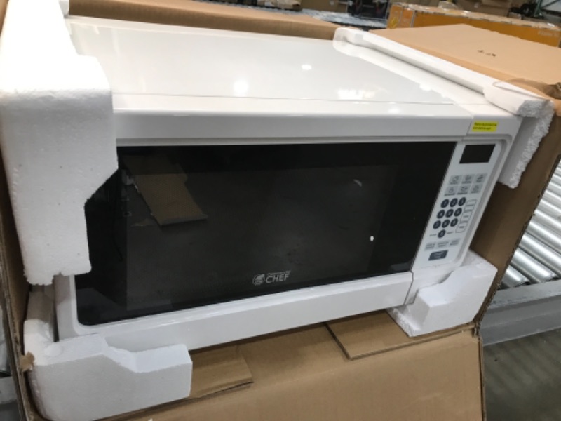 Photo 2 of Commercial CHEF - 1.1 cu. ft. Countertop Microwave White