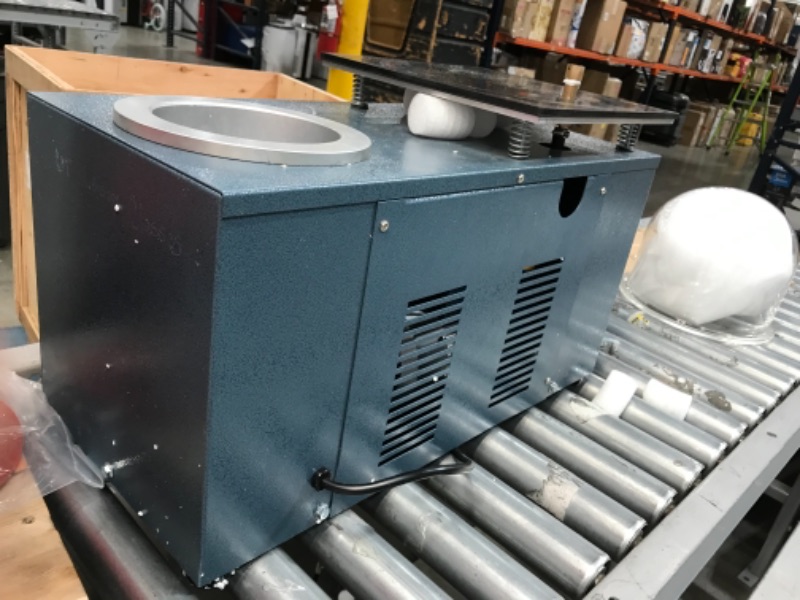 Photo 1 of VEVOR Vacuum Investing Casting Machine 1/2 HP, 3 CFM Lost Wax Cast Combination 2L with a 9" x 8" Bell Jar for Jewelry Casting and Investing **TESTED AND FUNCTIONS**