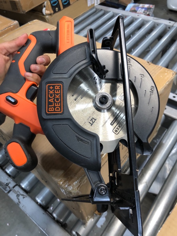 Photo 5 of BLACK+DECKER 20V MAX 5-1/2-Inch Cordless Circular Saw (BDCCS20C)
