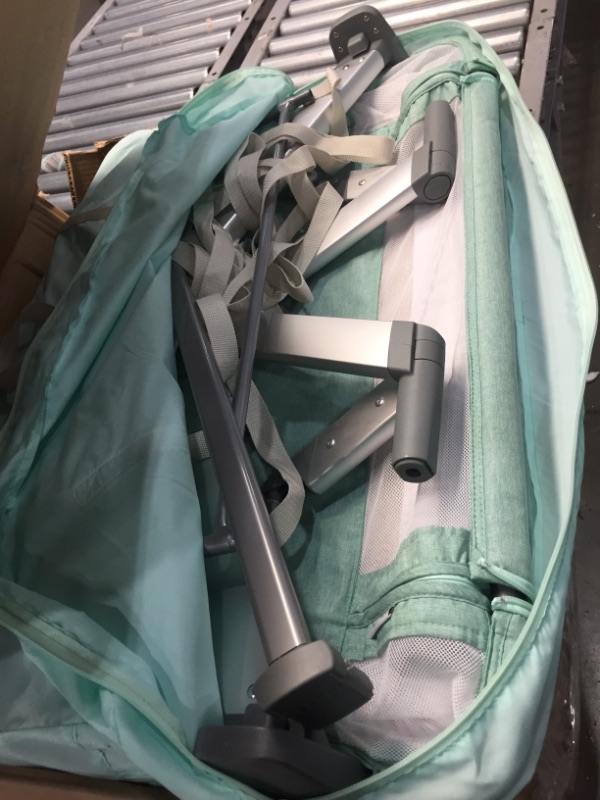 Photo 2 of Dream On Me Skylar Bassinet & Bedside Sleeper, Mint

