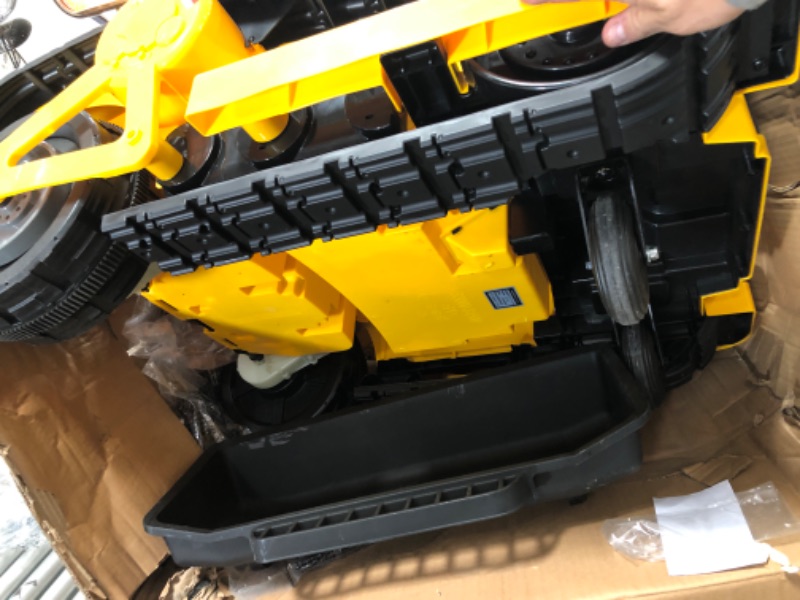Photo 3 of ***PARTS ONLY*** (UNABLE TO LOCATE BATTERY)
Kid Trax CAT Bulldozer 12V Battery Powered Ride-On, Yellow