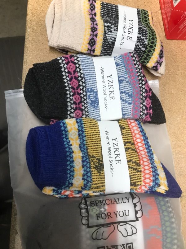 Photo 2 of YZKKE 5Pack Womens Vintage  Soft Warm Thick Cold Knit Wool Crew Socks, Multicolor, free size