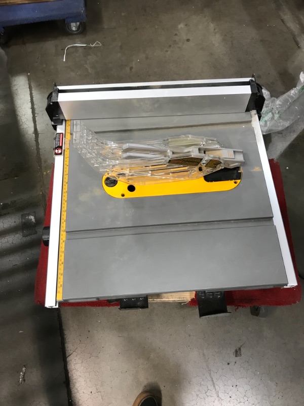 Photo 2 of 10' jobsite table saw with 32-1/2" rip capacity Compact, 8-1/4-Inch (DWE7485)