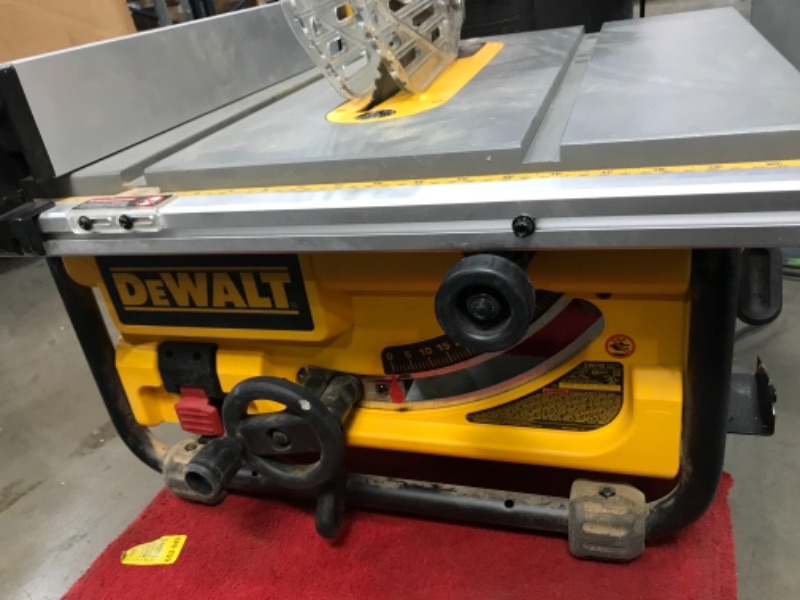 Photo 5 of 10' jobsite table saw with 32-1/2" rip capacity Compact, 8-1/4-Inch (DWE7485)