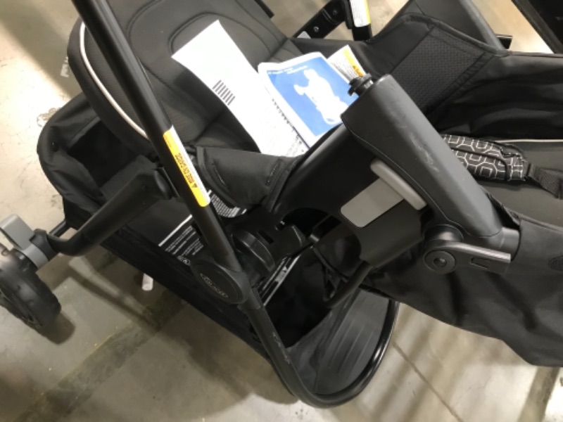 Photo 3 of Graco Modes 3 Lite DLX Stroller, Includes Reversible Seat, Pierce
Missing components 