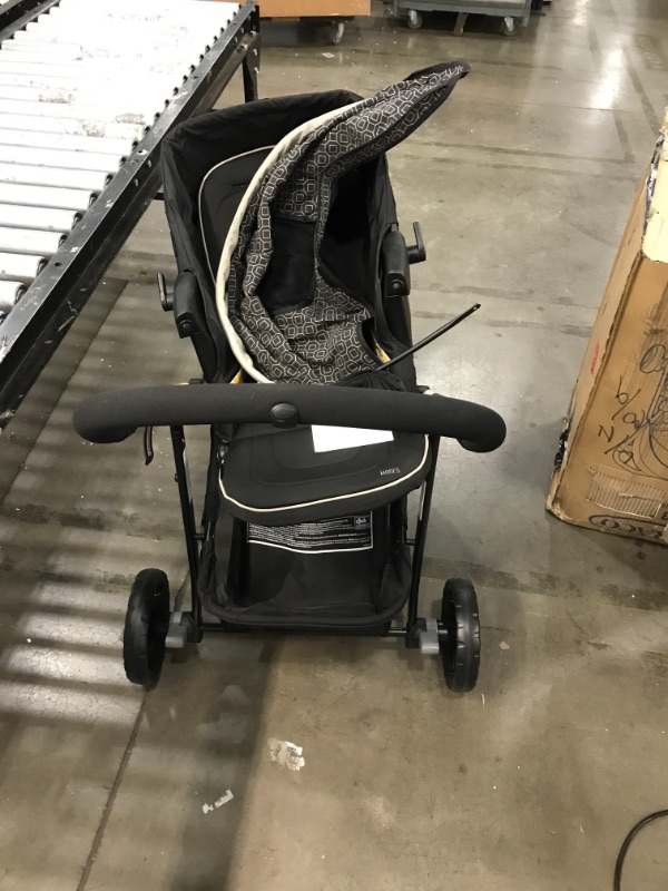 Photo 5 of Graco Modes 3 Lite DLX Stroller, Includes Reversible Seat, Pierce
Missing components 