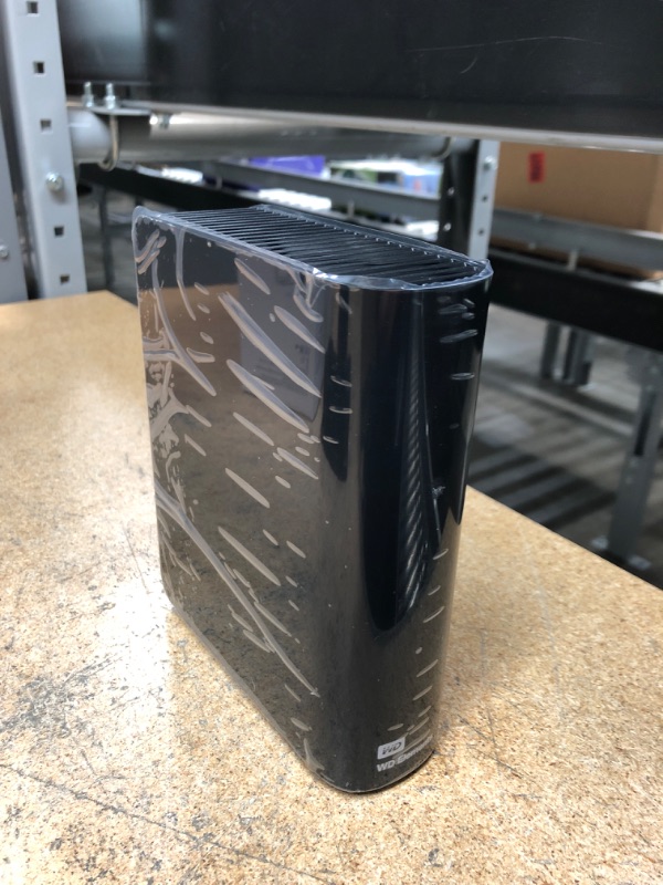 Photo 1 of WD 8TB Elements Desktop Hard Drive HDD, USB 3.0, Compatible with PC, Mac, PS4 & Xbox - WDBWLG0080HBK-NESN
